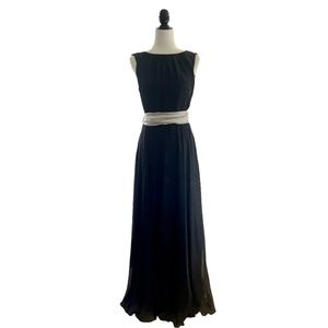 Carolina Herrera Black Silk Gown Size 6